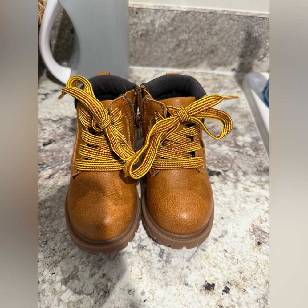 Carter’s Boys Trail Boots